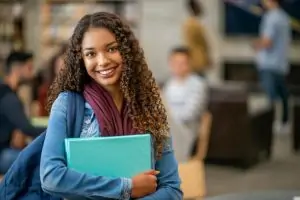 Entenda-por-que-estudar-em-Portugal-e-uma-boa-escolha.jpg
